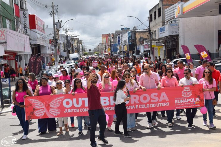 Prefeitura de Eunápolis inicia Campanha Outubro Rosa com caminhada de conscientização 76