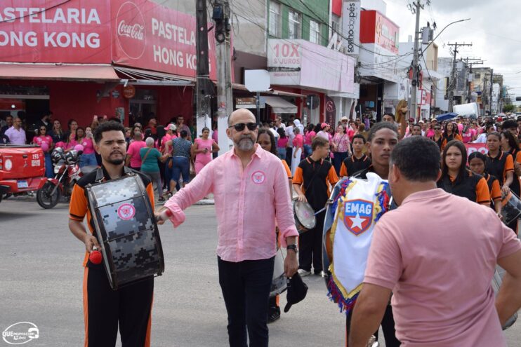 Prefeitura de Eunápolis inicia Campanha Outubro Rosa com caminhada de conscientização 79