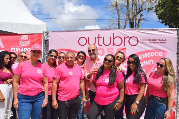 Prefeitura de Eunápolis inicia Campanha Outubro Rosa com caminhada de conscientização 95