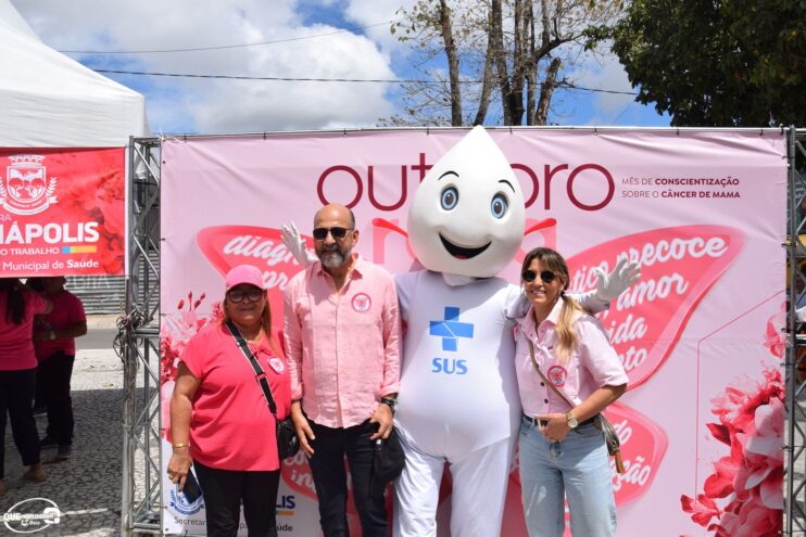 Prefeitura de Eunápolis inicia Campanha Outubro Rosa com caminhada de conscientização 98