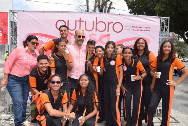 Prefeitura de Eunápolis inicia Campanha Outubro Rosa com caminhada de conscientização 107