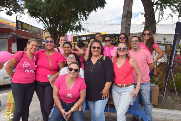 Prefeitura de Eunápolis inicia Campanha Outubro Rosa com caminhada de conscientização 122