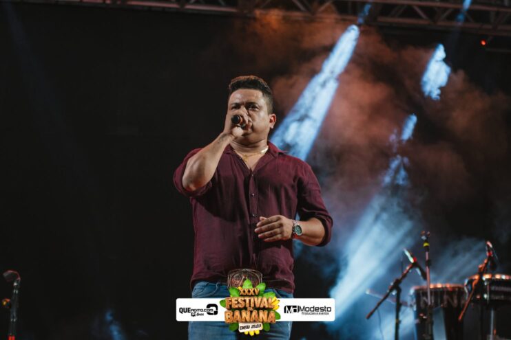 DSC_0490 Diego e Victor Hugo animam a primeira noite do Festival da Banana 2025 16