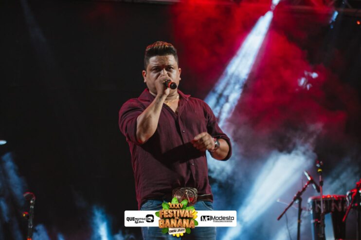 DSC_0491 Diego e Victor Hugo animam a primeira noite do Festival da Banana 2025 17