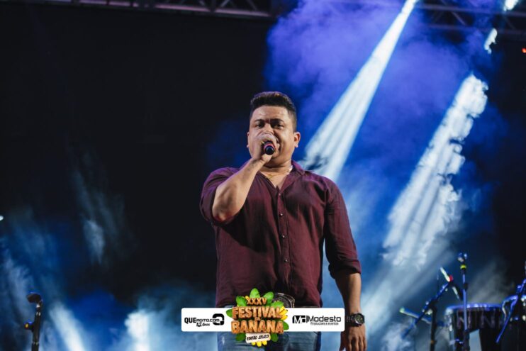 DSC_0494 Diego e Victor Hugo animam a primeira noite do Festival da Banana 2025 20