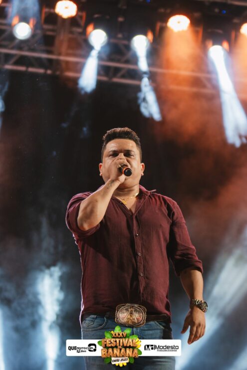 DSC_0496 Diego e Victor Hugo animam a primeira noite do Festival da Banana 2025 22