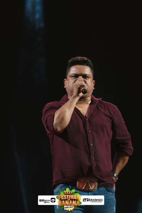 DSC_0504 Diego e Victor Hugo animam a primeira noite do Festival da Banana 2025 30
