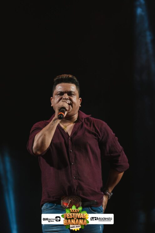 DSC_0505 Diego e Victor Hugo animam a primeira noite do Festival da Banana 2025 31