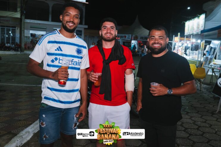 DSC_0517 Diego e Victor Hugo animam a primeira noite do Festival da Banana 2025 41