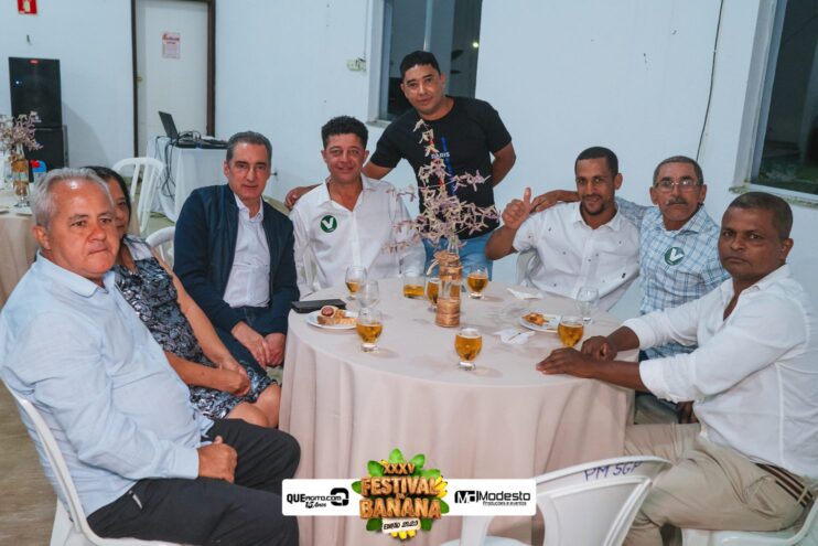 DSC_0616 Diego e Victor Hugo animam a primeira noite do Festival da Banana 2025 113