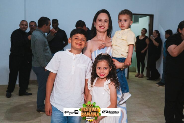 DSC_0688 Diego e Victor Hugo animam a primeira noite do Festival da Banana 2025 156