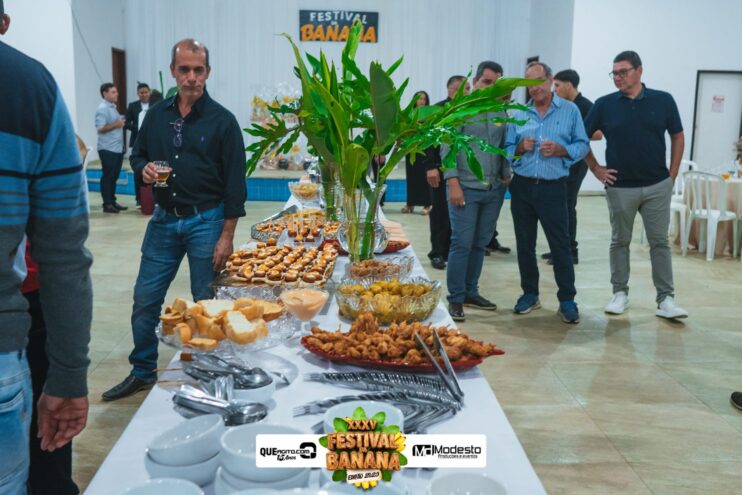 DSC_0696 Diego e Victor Hugo animam a primeira noite do Festival da Banana 2025 162