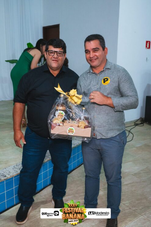 DSC_0764 Diego e Victor Hugo animam a primeira noite do Festival da Banana 2025 201