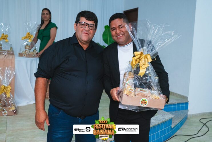 DSC_0776 Diego e Victor Hugo animam a primeira noite do Festival da Banana 2025 209