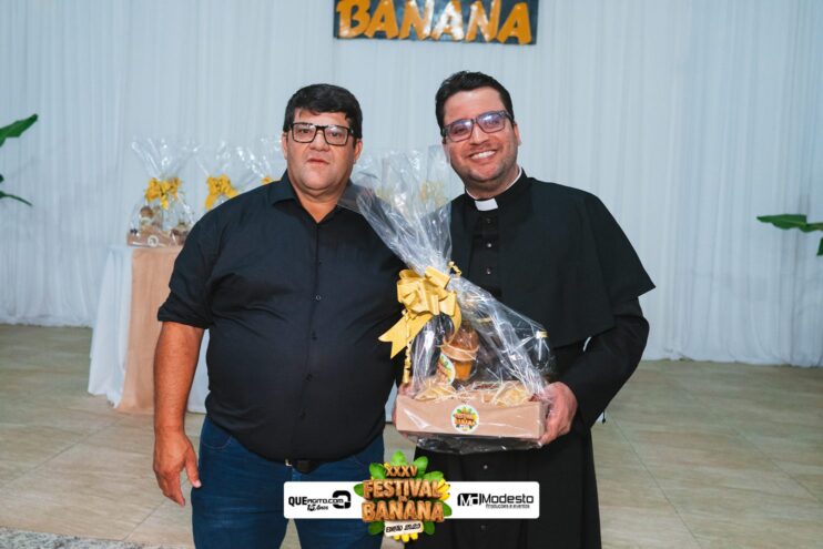 DSC_0809 Diego e Victor Hugo animam a primeira noite do Festival da Banana 2025 229