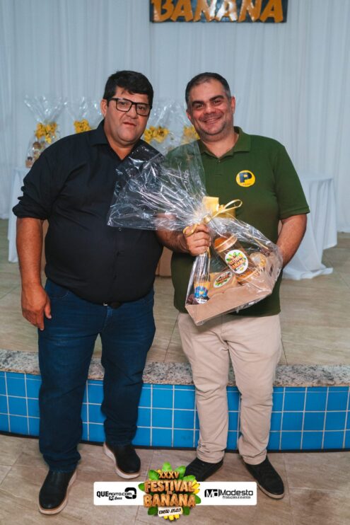 DSC_0823 Diego e Victor Hugo animam a primeira noite do Festival da Banana 2025 239