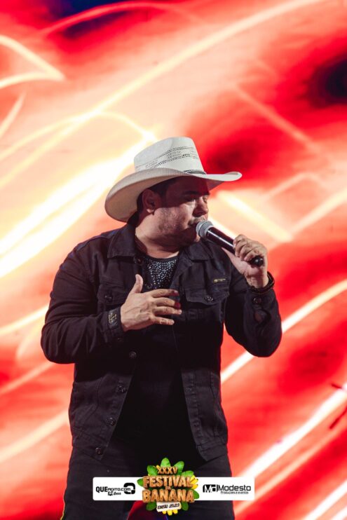 DSC_0934 Diego e Victor Hugo animam a primeira noite do Festival da Banana 2025 309