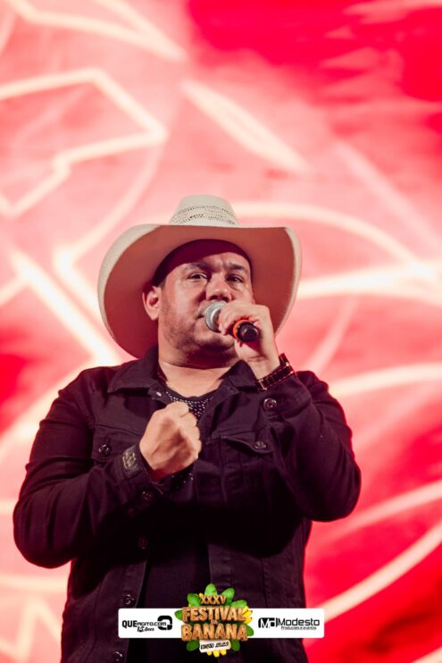 DSC_0941 Diego e Victor Hugo animam a primeira noite do Festival da Banana 2025 314