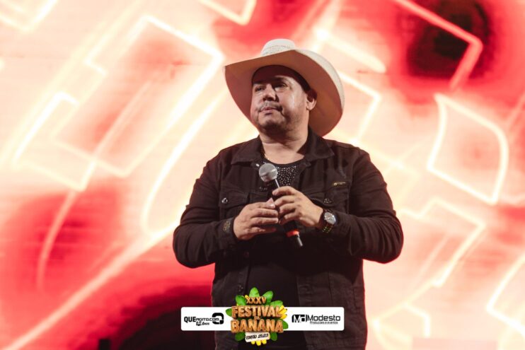 DSC_0954 Diego e Victor Hugo animam a primeira noite do Festival da Banana 2025 316