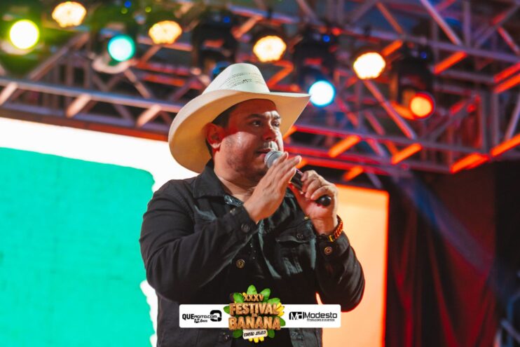 DSC_0963 Diego e Victor Hugo animam a primeira noite do Festival da Banana 2025 321