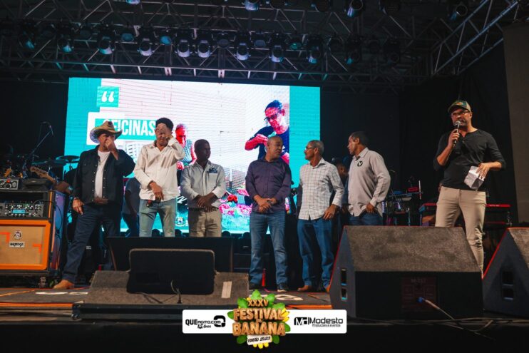 DSC_1049 Diego e Victor Hugo animam a primeira noite do Festival da Banana 2025 703