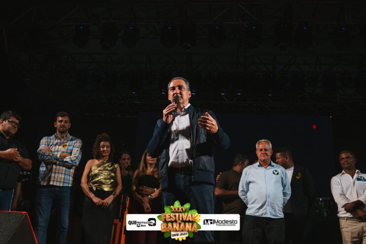 DSC_1066 Diego e Victor Hugo animam a primeira noite do Festival da Banana 2025 714