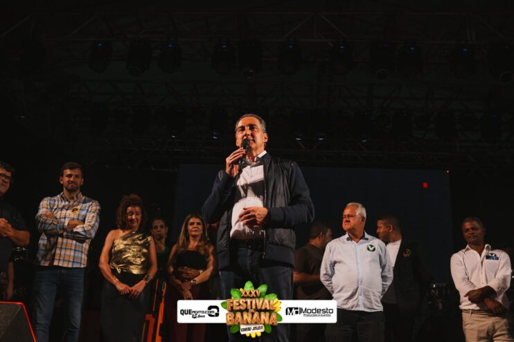 DSC_1068 Diego e Victor Hugo animam a primeira noite do Festival da Banana 2025 716