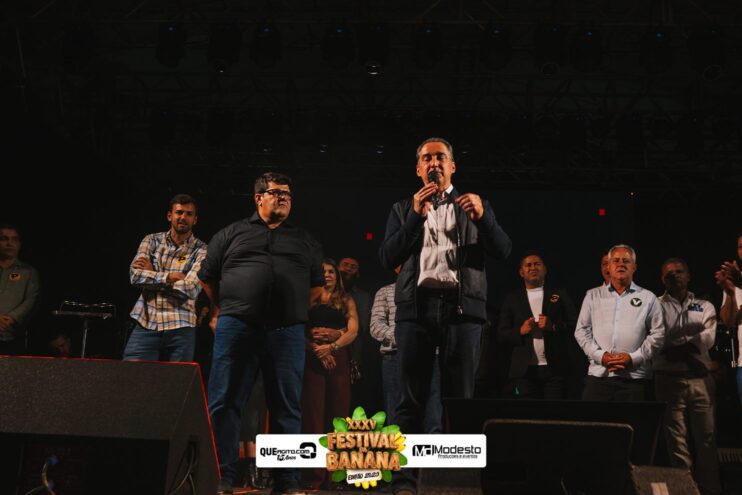 DSC_1072 Diego e Victor Hugo animam a primeira noite do Festival da Banana 2025 720