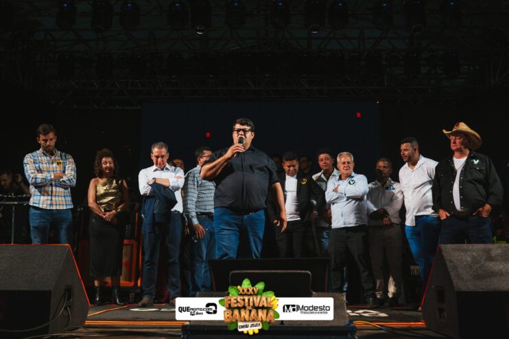 DSC_1092 Diego e Victor Hugo animam a primeira noite do Festival da Banana 2025 740