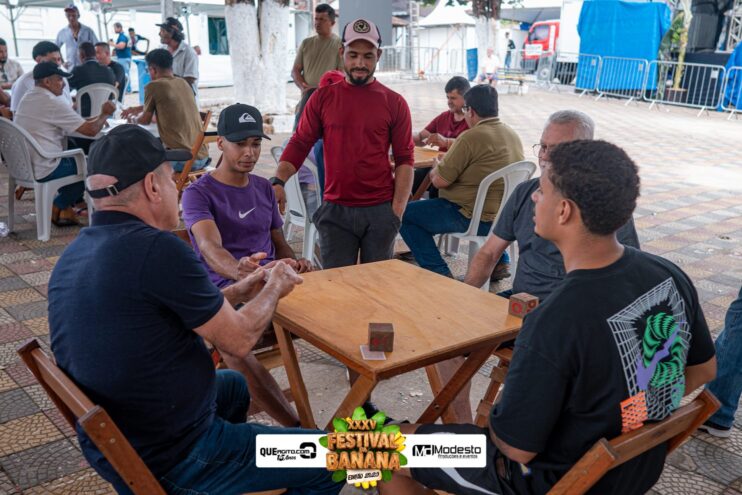 Marcos e Pablo agitam a última noite do Festival da Banana 2025 23