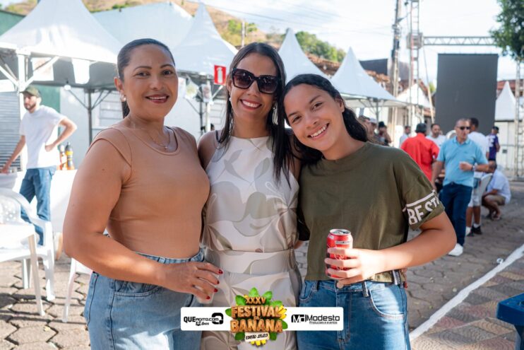 Marcos e Pablo agitam a última noite do Festival da Banana 2025 99