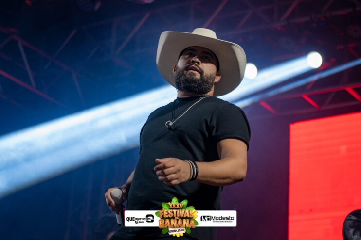 Marcos e Pablo agitam a última noite do Festival da Banana 2025 492