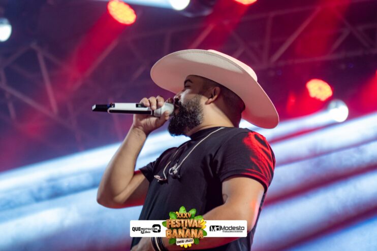 Marcos e Pablo agitam a última noite do Festival da Banana 2025 496