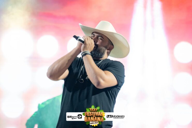 Marcos e Pablo agitam a última noite do Festival da Banana 2025 528