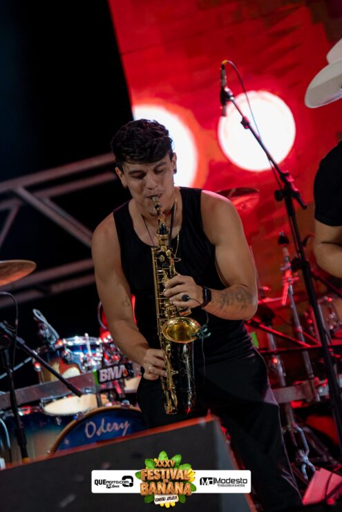 Marcos e Pablo agitam a última noite do Festival da Banana 2025 566