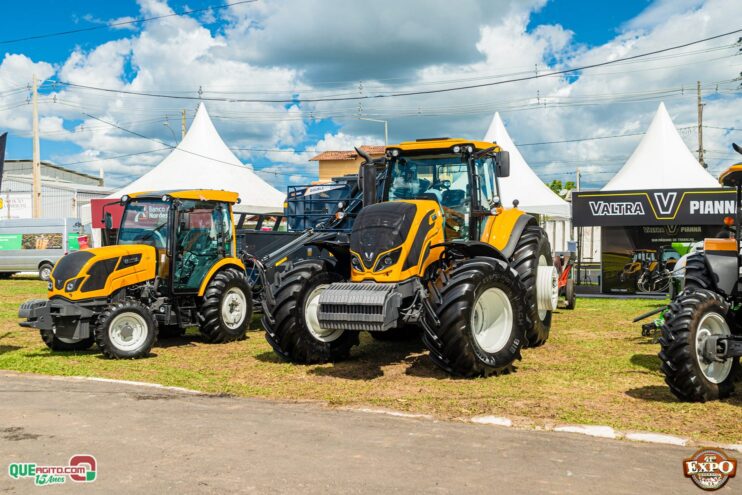 DSC_3484 Mari Fernandez leva o público ao delírio na segunda noite da Expo Teixeira 2025 20