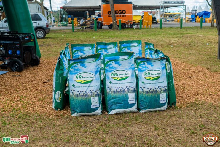 DSC_3603 Mari Fernandez leva o público ao delírio na segunda noite da Expo Teixeira 2025 46