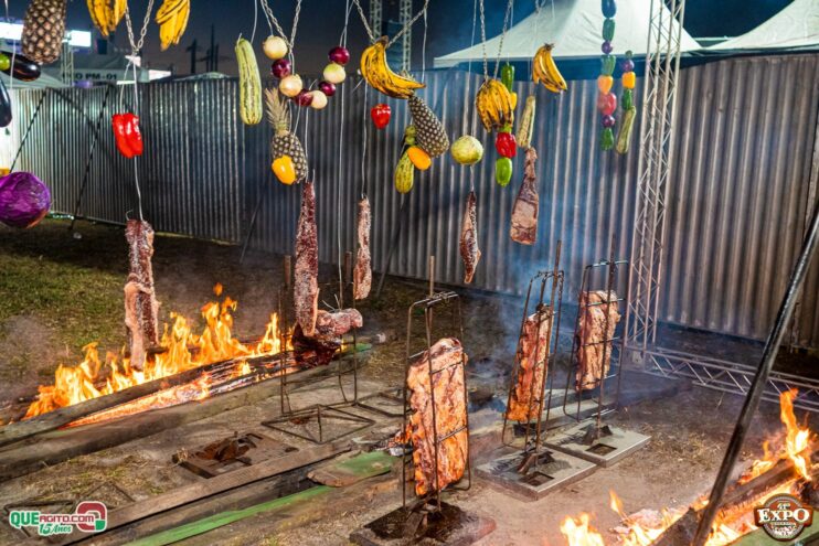 DSC_3703 Mari Fernandez leva o público ao delírio na segunda noite da Expo Teixeira 2025 96