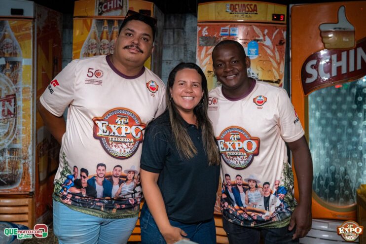 DSC_3795 Mari Fernandez leva o público ao delírio na segunda noite da Expo Teixeira 2025 144