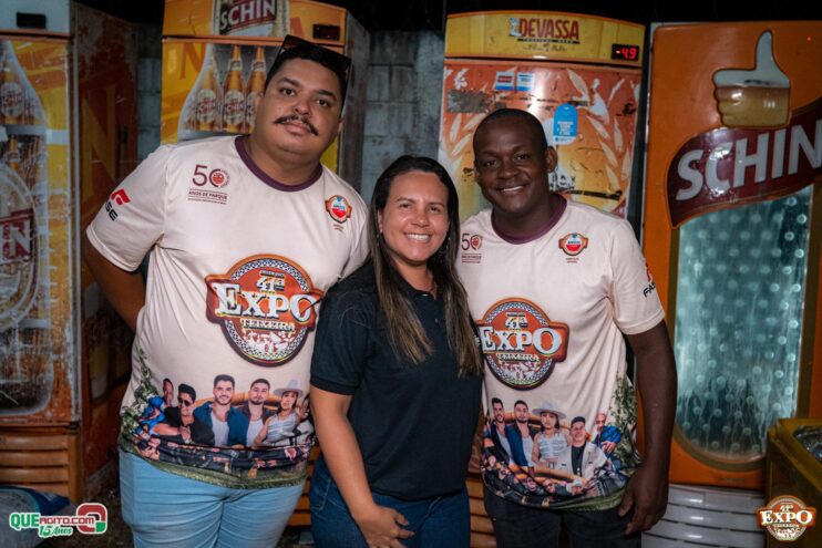 DSC_3796 Mari Fernandez leva o público ao delírio na segunda noite da Expo Teixeira 2025 145