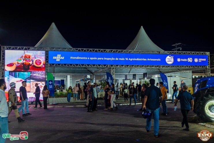 DSC_3815 Mari Fernandez leva o público ao delírio na segunda noite da Expo Teixeira 2025 154