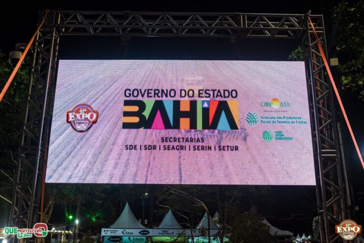 DSC_3851 Mari Fernandez leva o público ao delírio na segunda noite da Expo Teixeira 2025 171