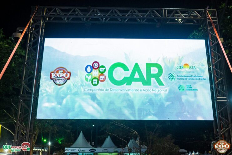 DSC_3853 Mari Fernandez leva o público ao delírio na segunda noite da Expo Teixeira 2025 172