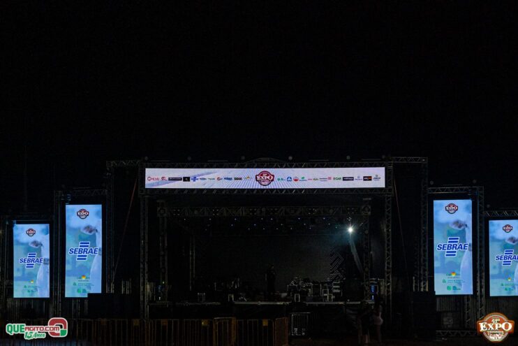 DSC_3870 Mari Fernandez leva o público ao delírio na segunda noite da Expo Teixeira 2025 183