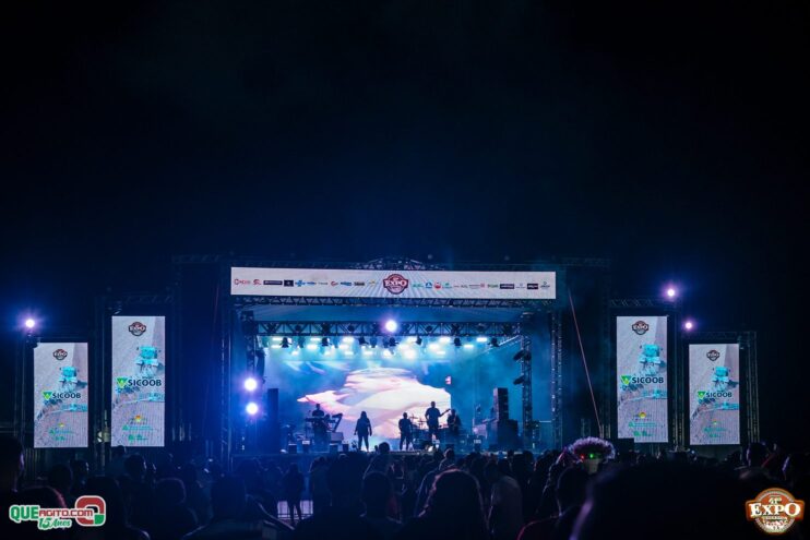 DSC_3920 Mari Fernandez leva o público ao delírio na segunda noite da Expo Teixeira 2025 207