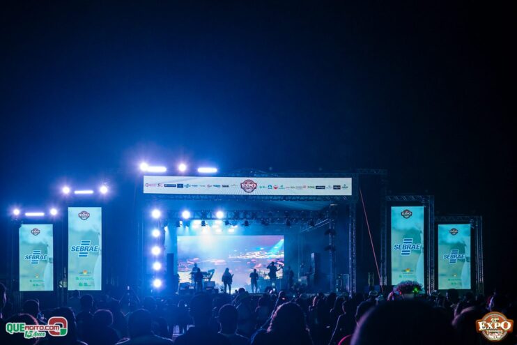 DSC_3925 Mari Fernandez leva o público ao delírio na segunda noite da Expo Teixeira 2025 209