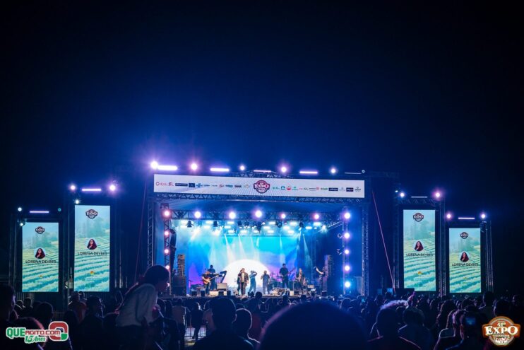 DSC_3940 Mari Fernandez leva o público ao delírio na segunda noite da Expo Teixeira 2025 216