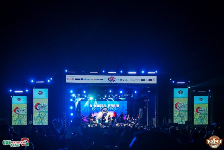 DSC_3955 Mari Fernandez leva o público ao delírio na segunda noite da Expo Teixeira 2025 223
