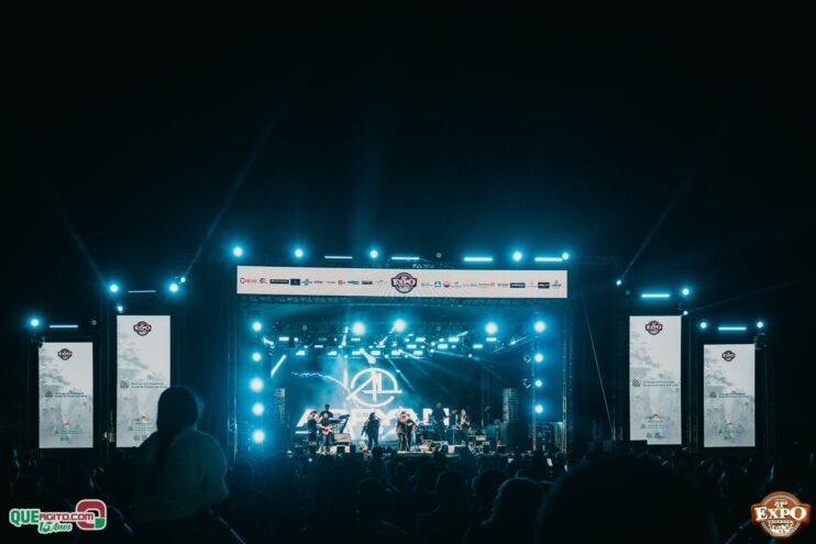 DSC_3969 Mari Fernandez leva o público ao delírio na segunda noite da Expo Teixeira 2025 231