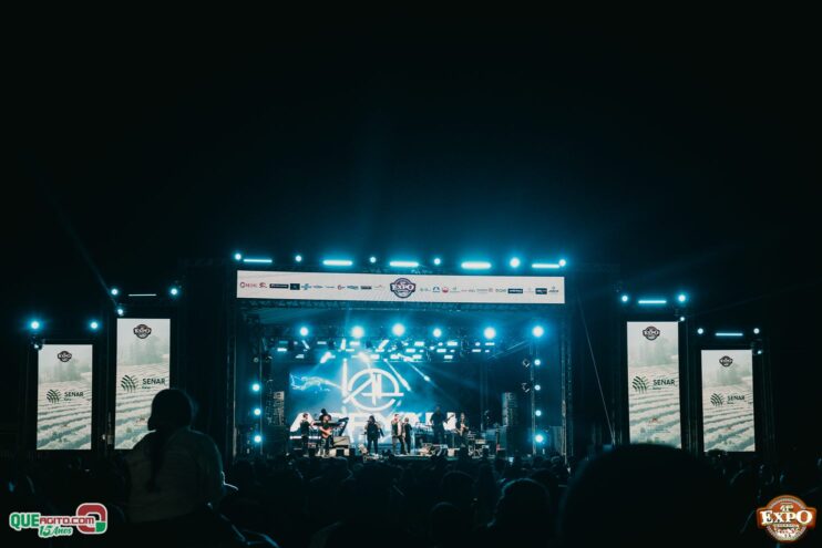 DSC_3971 Mari Fernandez leva o público ao delírio na segunda noite da Expo Teixeira 2025 232